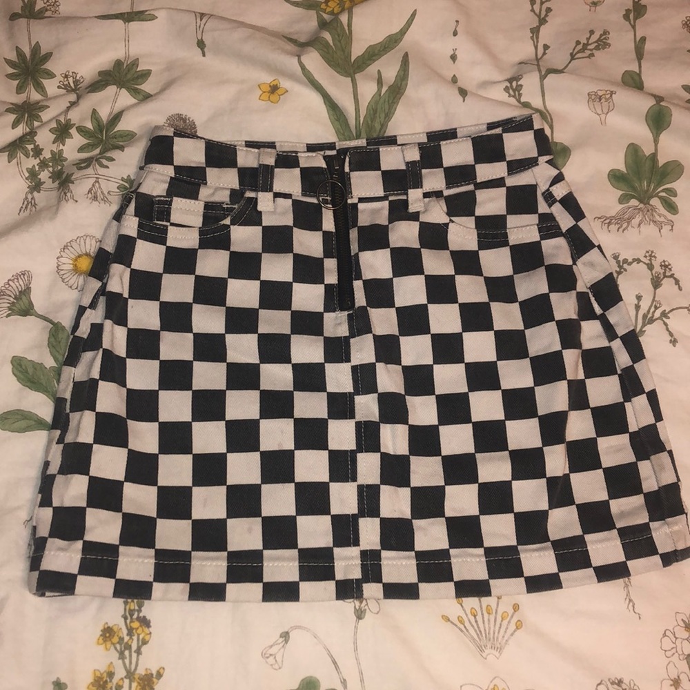 BDG Checkered Miniskirt 🖤